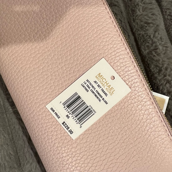 MICHAEL KORS JET SETTRAVEL LEATHER CONTINENTAL WALLET WRISTLET POWDER BLUSH $228 - Picture 10 of 11